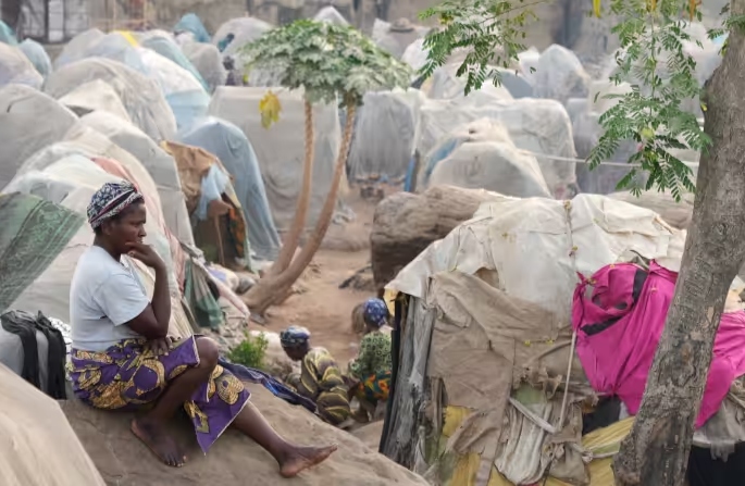 300 famílias deslocadas recebem alimentos em Benue